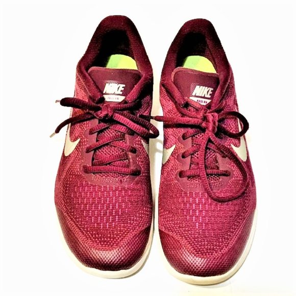 NIKE Free Run Walking Sneakers - Picture 2 of 9